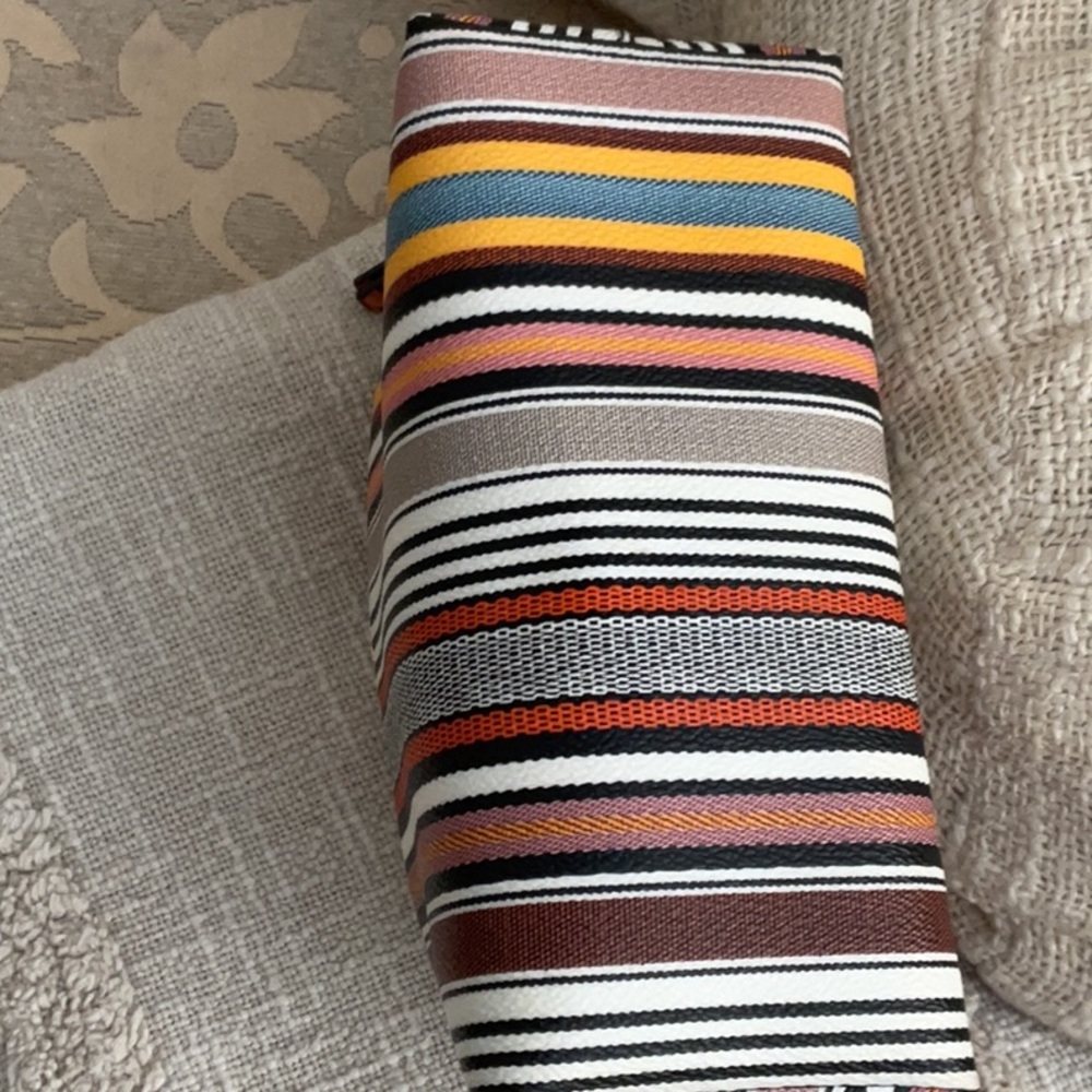 Tory Burch Kerrington Make up Bag - Picture 10 of 12